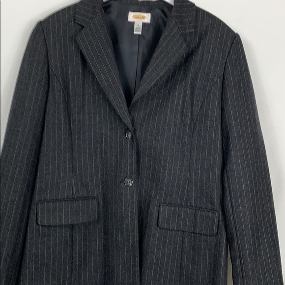 Talbots grey pinstriped blazer size 10. 85% wool - Picture 2 of 7